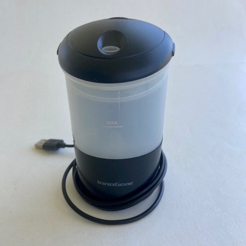 Car Diffuser Humidifier Aromatherapy Essential Oil Diffuser USB